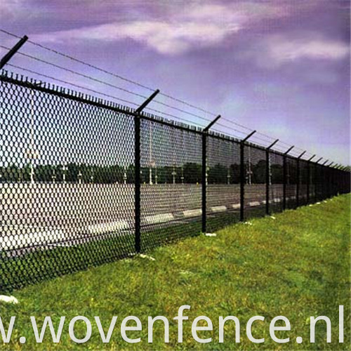 chain link fence